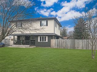 10904 S Nagle Ave, Worth, IL