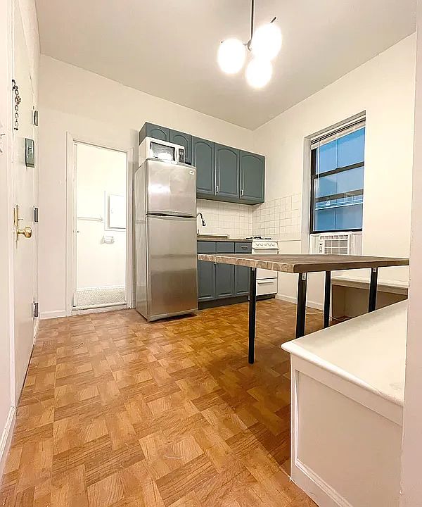 2 bed · 1 bath in Lower East Side, Manhattan