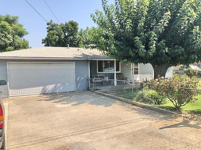 1st image of 5855 Poplar Ave