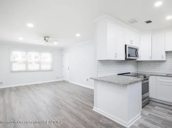 4B Haven Drive #B, Matawan, NJ 07747