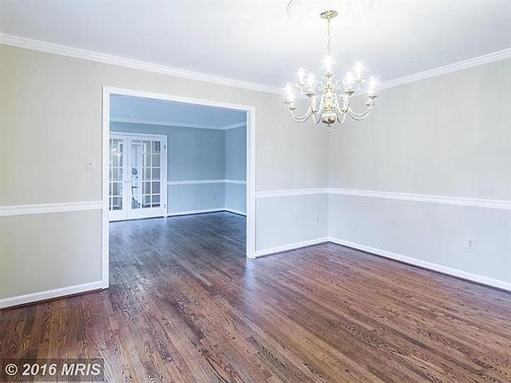 5th image of 9211 Hidden Creek Dr
