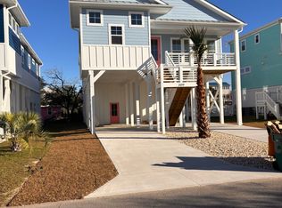 209 S 6th Ave, Kure Beach, NC 28449