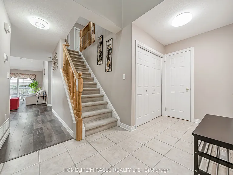 93 Lynch Cir — Photo 8