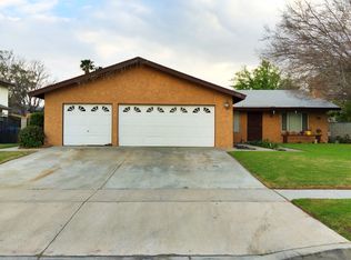 931 W Valencia St, Rialto, CA 92376