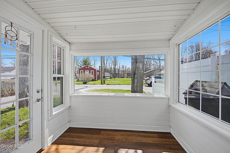 3rd image of 43 Virginia Avenue