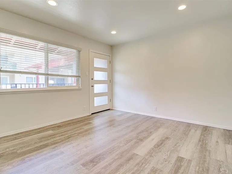 131 Cerrito Avenue — Photo 9