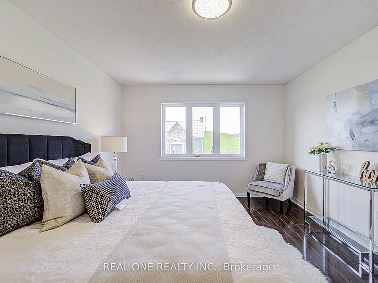 65 Westcliffe Cres — Photo 25