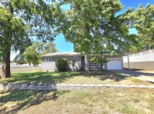 1642 NW Almond Ave, Roseburg, OR 97471