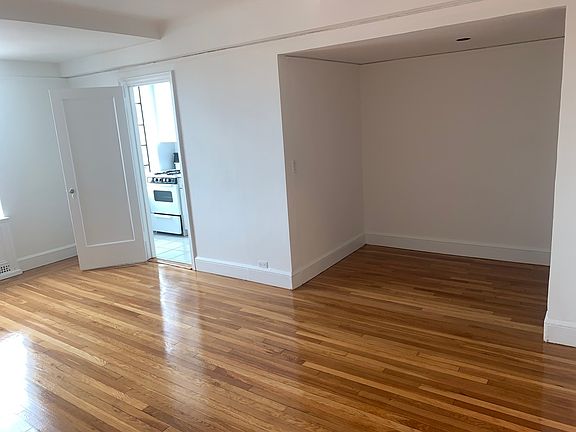 3rd image of 1 Christopher St APT 15E