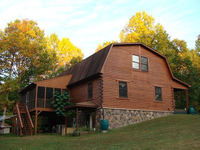 2nd image of 152 Meadows Rd