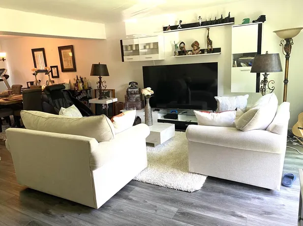 6987 West Glenbrook ROAD, Milwaukee, WI 53223