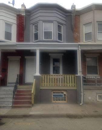 1st image of 123 Weaver St #House