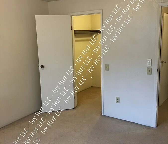 2215 S Chase St — Photo 8