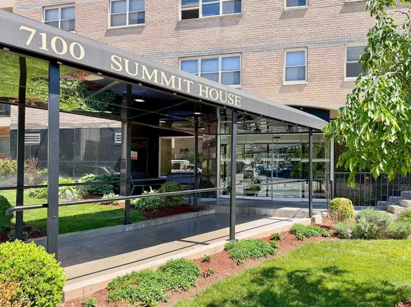 7100 Blvd E APT 11L, West New York, NJ 07093