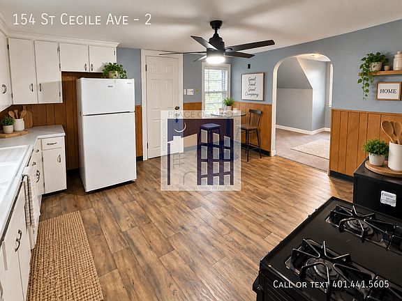 5th image of 154 Saint Cecile Ave #2