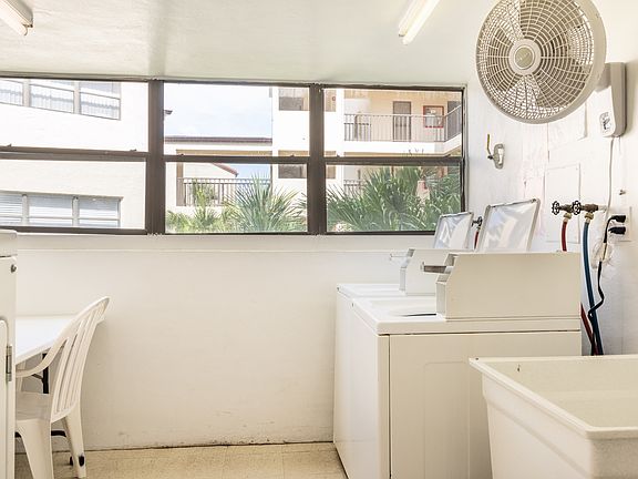 5th image of 2314 S Cypress Bend Dr APT 714