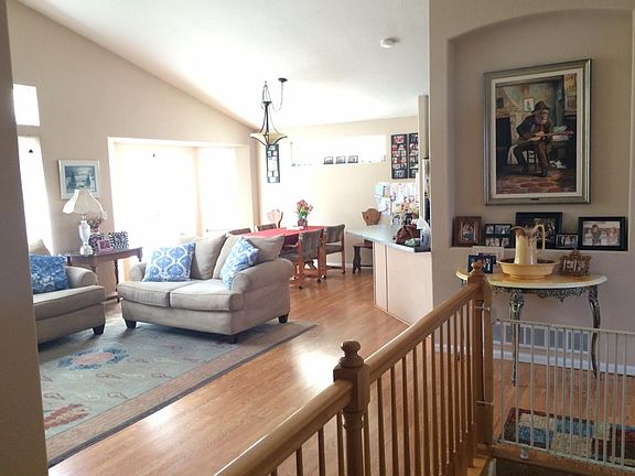 Living and Entry Way