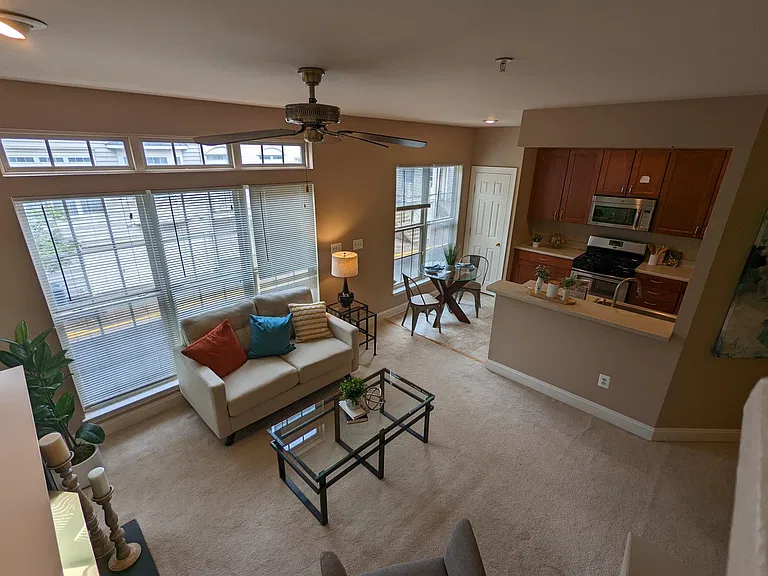 46358 Hobbs Sq — Photo 4
