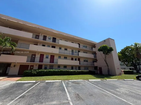 1450 NE 191st St APT 106, Miami, FL 33179