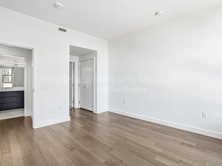 1388 Kettner Blvd #411 — Photo 19