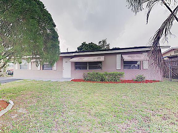 2nd image of 1321 Meadowbrook Dr