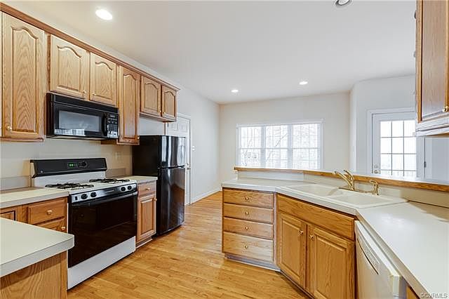1st image of 513 Portwest Ct