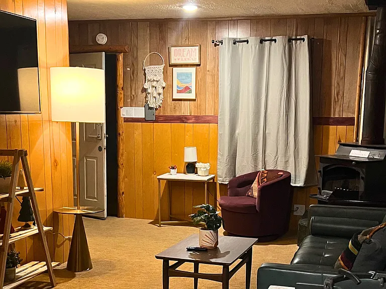 Three Pines Cabins - Cabin 1 - Living Area