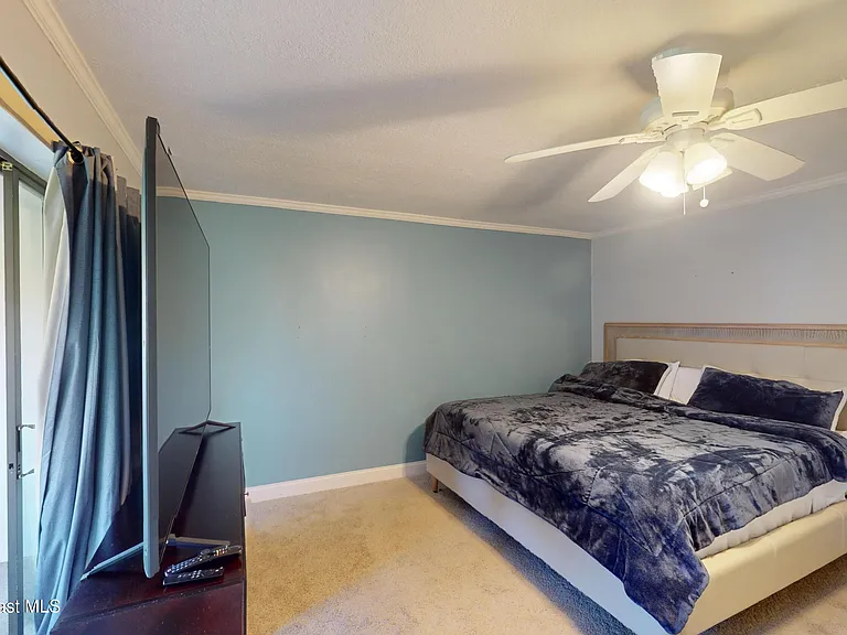 216 Country Club Dr — Photo 23