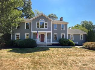 17 Autumn Leaves Rd, Wallingford, CT 06492