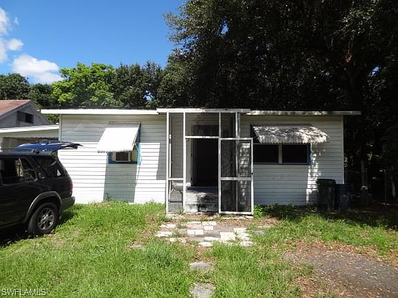 5th image of 277 Delray Ave