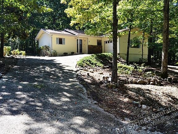 3rd image of 6 Vilaseca Ln