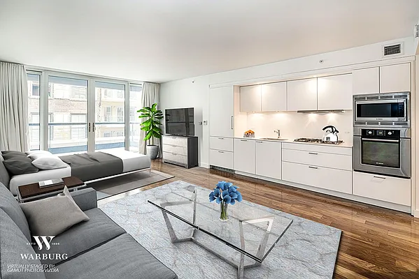 Rented by Warburg | media 1