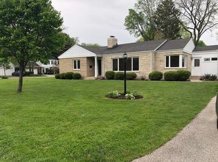 9401 Central Park Ave, Evanston, IL 60203