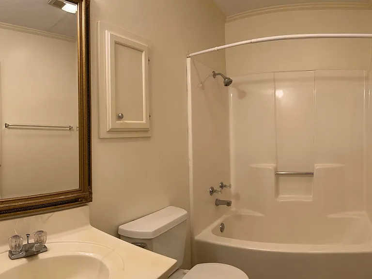 10 Foxcroft Ct — Photo 14