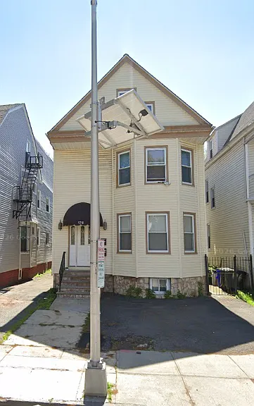 176 N 16th St #102 — Photo 1