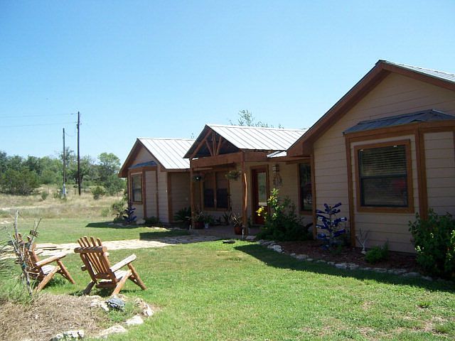 1st image of 252 River Oaks Dr