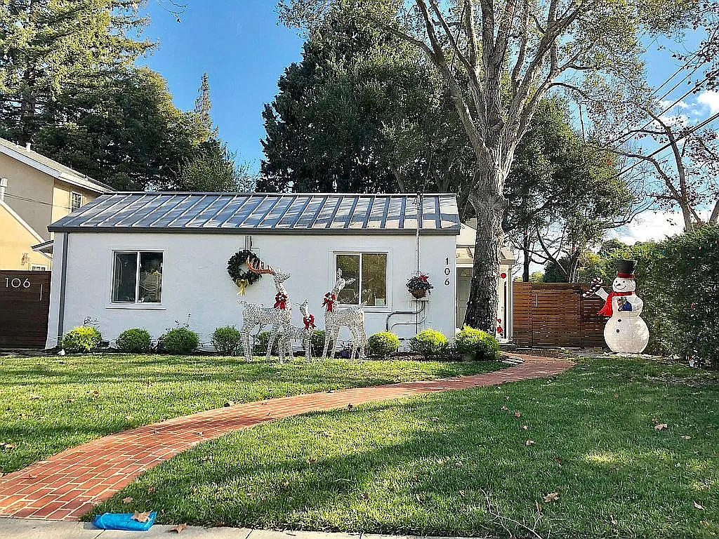 4 bed, 1540 sqft, $5,800 — Photo 1