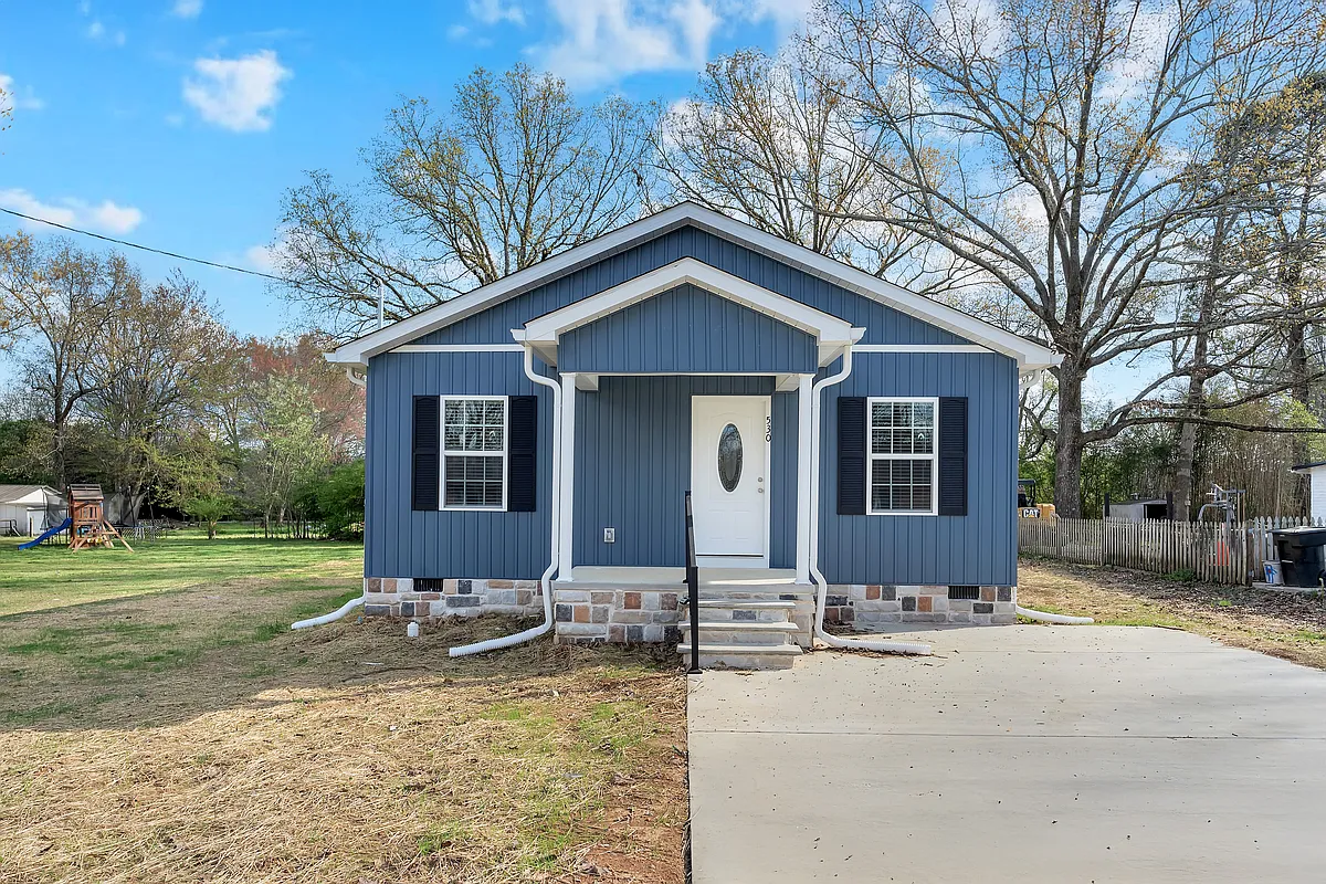 Building Photo - 530 Noblitt Ln