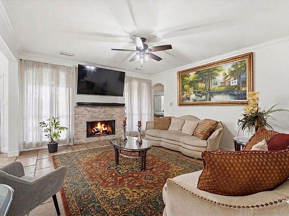 5th image of 22846 Red River Dr