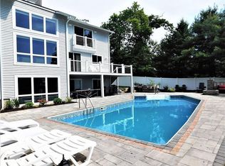 20 E Woody Hill Rd, Westerly, RI 02891