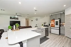 3819 Ethan Park Ct — Photo 6