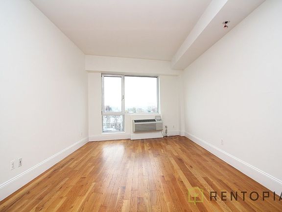 3rd image of 58 Bushwick Ave #5D