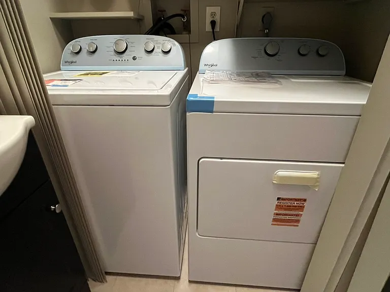 In-Unit brand new Washer/Dryer