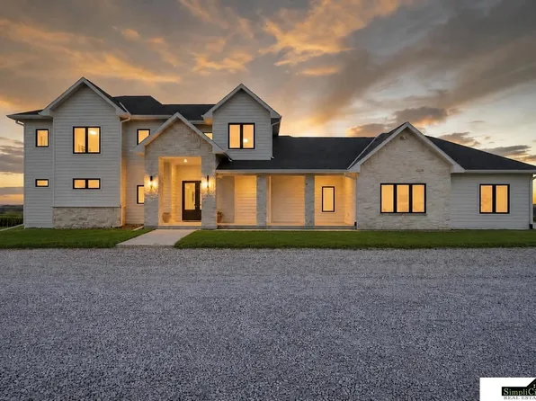 1652 County Road East Rd E, Wahoo, NE 68066