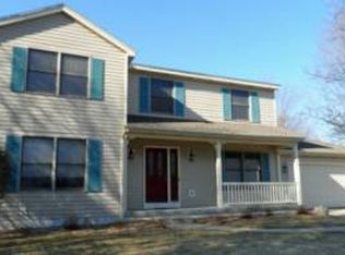 2217 Plymouth St, Midland, MI 48642