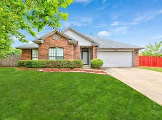 8121 Turtle Dove Dr, Oklahoma City, OK 73132