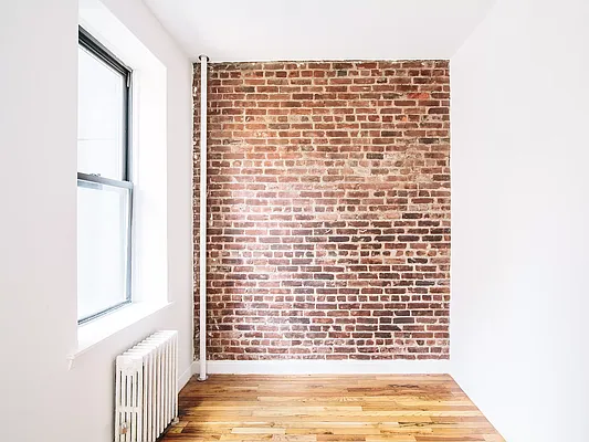 Rented by REAL New York | media 16