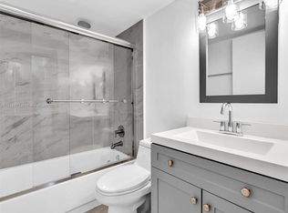1740 NW North River Dr APT 219, Miami, FL 33125