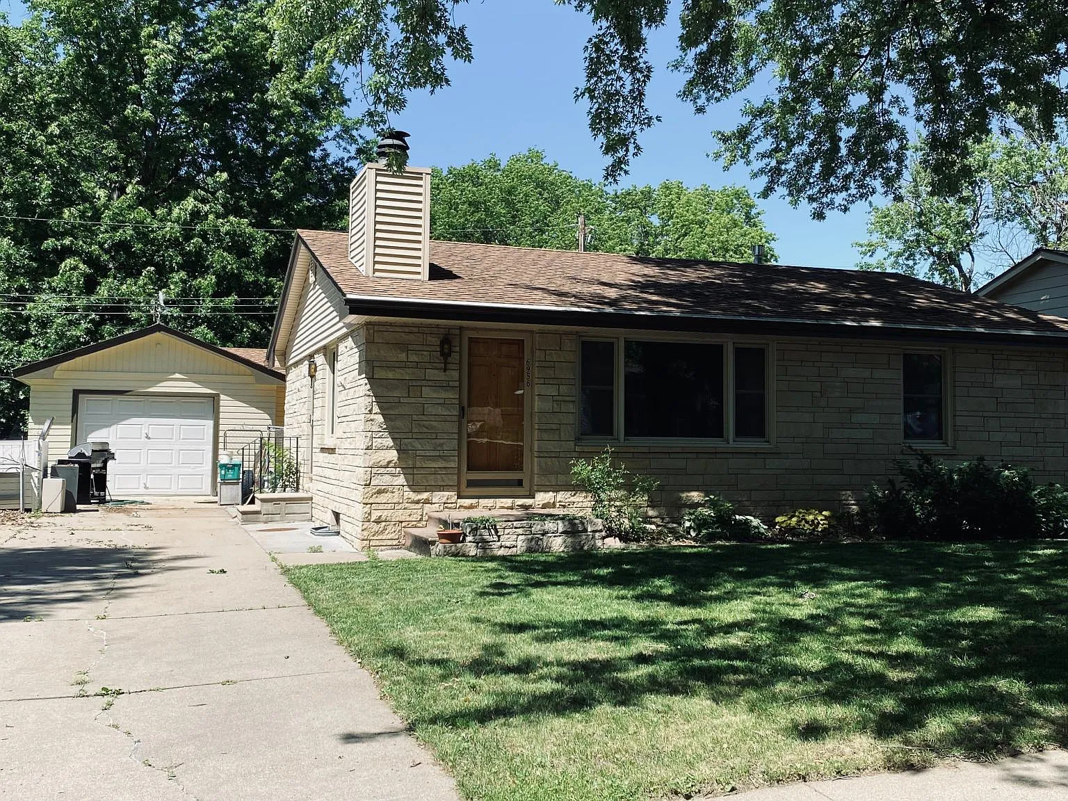 3 bed, 1500 sqft, $1,695 — Photo 1