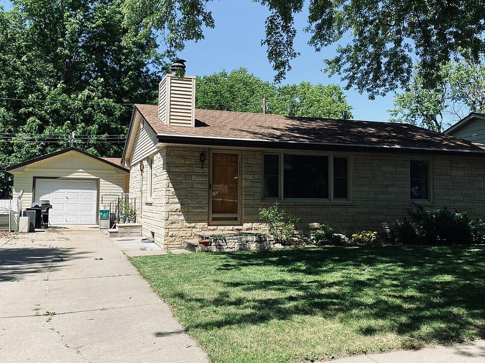 1st image of 6956 Lynn St